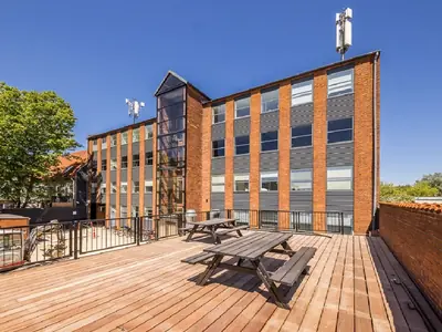 Nørrebro metro — offices nearby
