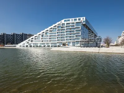 Ørestad metro — offices nearby